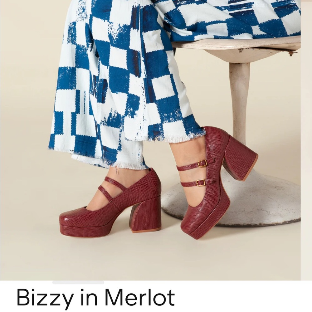 Charlotte Stone Bizzy in Merlot Heels